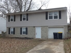 5045 NE 56th Pl in Kansas City, MO - Building Photo