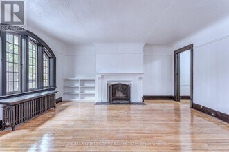 809 Duplex Ave in Toronto, ON - Building Photo - Building Photo