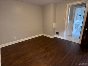 34 Sunset St in Buffalo, NY - Building Photo - Building Photo