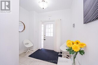 86 Sunset Way in Thorold, ON - Building Photo - Building Photo