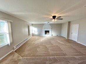 3003 Killarney Dr in Cary, IL - Building Photo - Building Photo