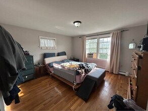 31 Myrtle St in Somerville, MA - Building Photo - Building Photo