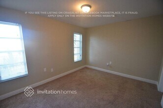 2420 NW 89th Ave in Sunrise, FL - Building Photo - Building Photo