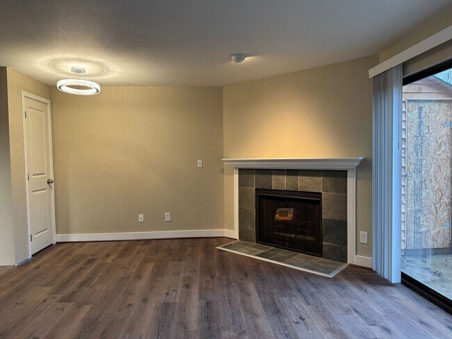 20836 109th Ln SE in Kent, WA - Building Photo - Building Photo