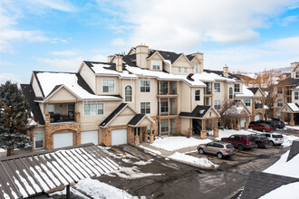 Canyon Creek Club in Park City, UT - Building Photo - Building Photo