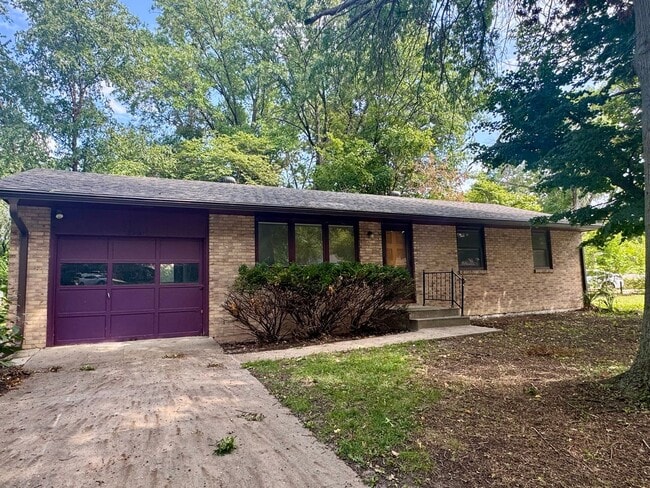 2200 Ammon Ave in Lincoln, NE - Building Photo - Building Photo