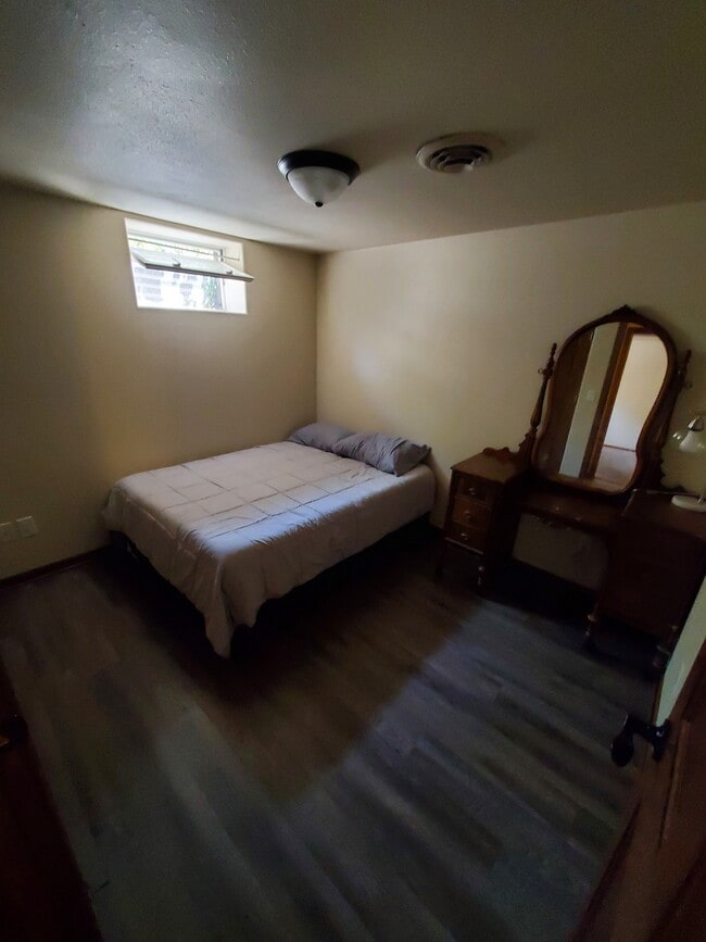 145 Indiana St in Rapid City, SD - Foto de edificio - Building Photo