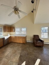 163 W Boylston St-Unit -1 in West Boylston, MA - Foto de edificio - Building Photo