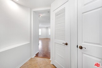 13080 Pacific Promenade in Los Angeles, CA - Building Photo - Building Photo