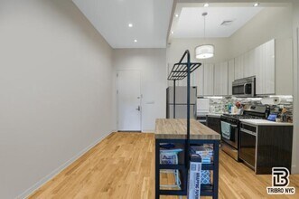 3462-62 10th St in Queens, NY - Building Photo - Building Photo