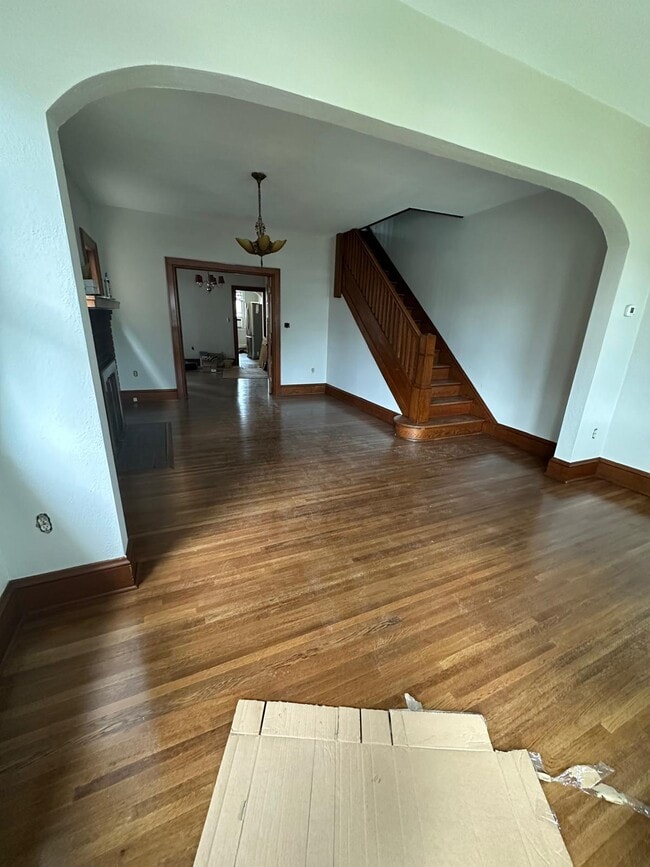 2242 Ferry St in Easton, PA - Foto de edificio - Building Photo