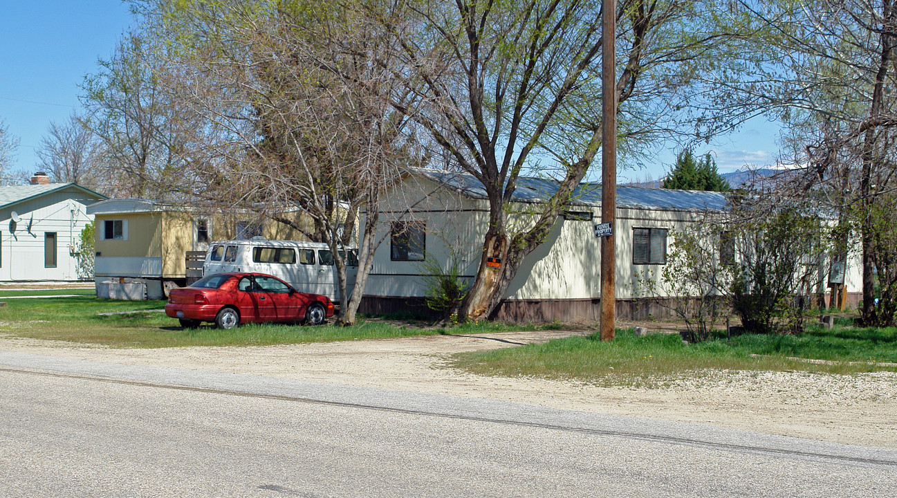 898 S Parkinson St in Eagle, ID - Foto de edificio