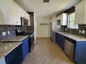 1324 Davis Mountain Loop in Cedar Park, TX - Building Photo - Building Photo
