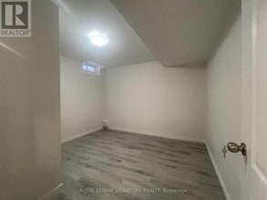 99 Convoy Crescent in Vaughan, ON - Building Photo - Building Photo