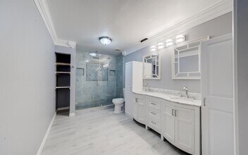 3905 Billingsley St in Houston, TX - Foto de edificio - Building Photo