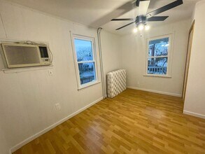 12 Valentine St in Glen Cove, NY - Building Photo - Building Photo