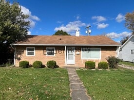 802 Smith Rd in Ashland, OH - Building Photo