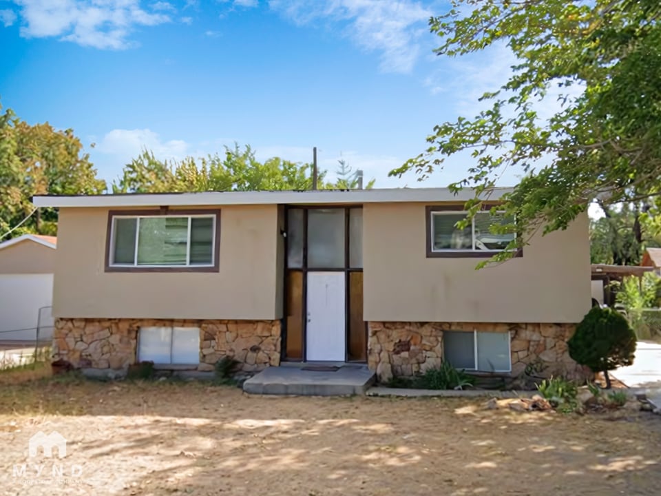 4173 Whipoorwhil St in West Valley City, UT - Building Photo