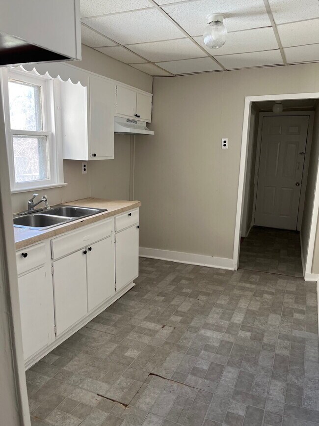 523 N Clinton Ave in Trenton, NJ - Building Photo - Building Photo