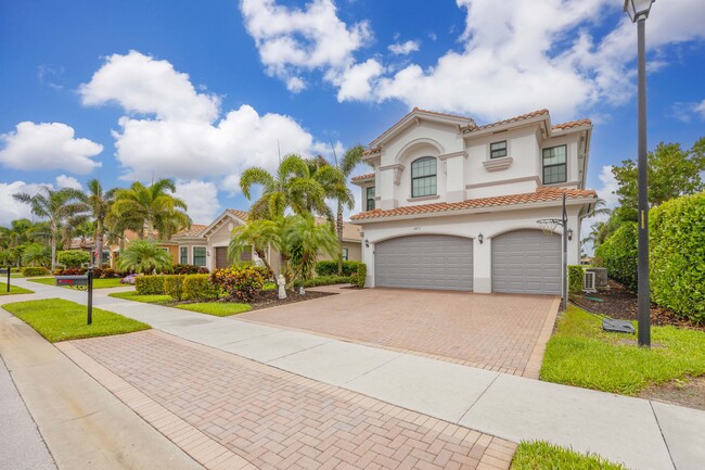 property at 2875 Cinnamon Bay Cir