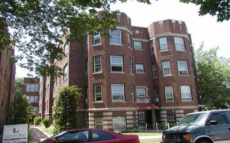 5948-5952 N Paulina St Apartments