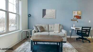 909 Mansion Dr, Unit 1012-202 in Frederick, MD - Building Photo - Building Photo