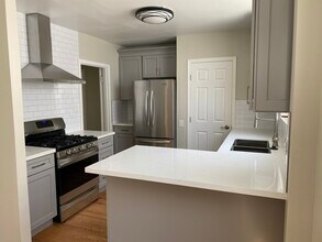 347 Guerrero St in San Francisco, CA - Building Photo - Building Photo