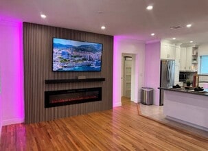 9315 SW 44th St in Miami, FL - Building Photo - Building Photo