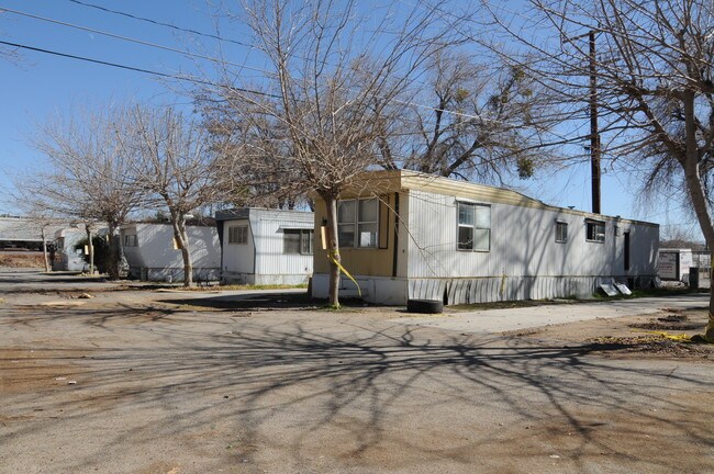 16501 S D St in Victorville, CA - Building Photo - Building Photo