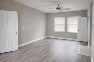 2709 N College Ave in Indianapolis, IN - Building Photo - Building Photo