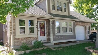 1599 Wellington Ct in Loveland, CO - Building Photo