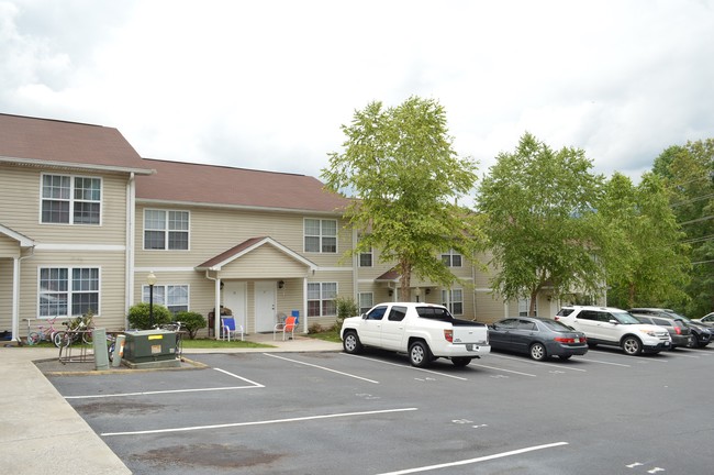 1705 Ogle Rd in Gatlinburg, TN - Foto de edificio - Building Photo