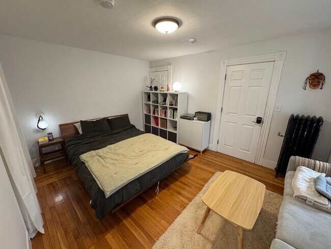 21 Blake St in Cambridge, MA - Building Photo - Building Photo