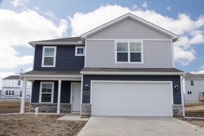 1575 Cupola Wy in Galloway, OH - Building Photo