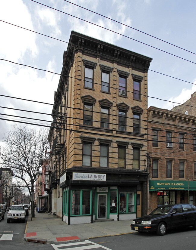 300 Garden St