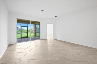 2616 Vine Ave in Naples, FL - Building Photo - Building Photo
