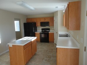 830 Stockport Way in McLeansville, NC - Building Photo - Building Photo