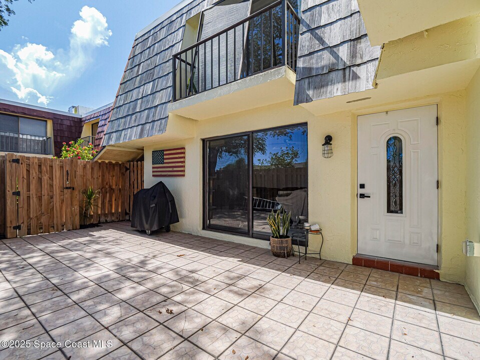 1170 6th Ave in Vero Beach, FL - Building Photo