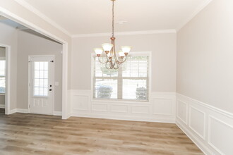 235 Summer Gate Ln in Villa Rica, GA - Building Photo - Building Photo