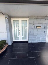 3030 SW 96th Ave in Miami, FL - Building Photo - Building Photo