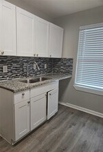 4834 Clover St in Houston, TX - Building Photo - Building Photo