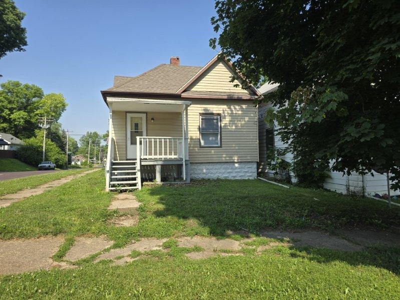 2621 N California Ave in Peoria, IL - Building Photo