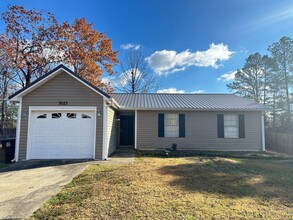 3023 Apple Valley Ln in Birmingham, AL - Foto de edificio - Building Photo