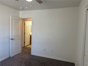 1805 Sunset Blvd in Kingman, AZ - Building Photo - Building Photo