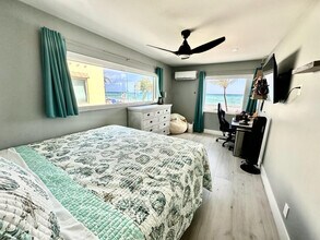 2205 N Surf Rd in Hollywood, FL - Building Photo - Building Photo