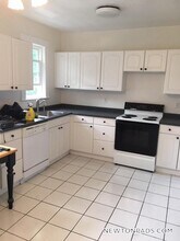 14 Hammondswood Rd in Newton, MA - Building Photo - Building Photo