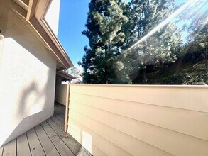 4553 Chateau Dr in San Diego, CA - Building Photo - Building Photo