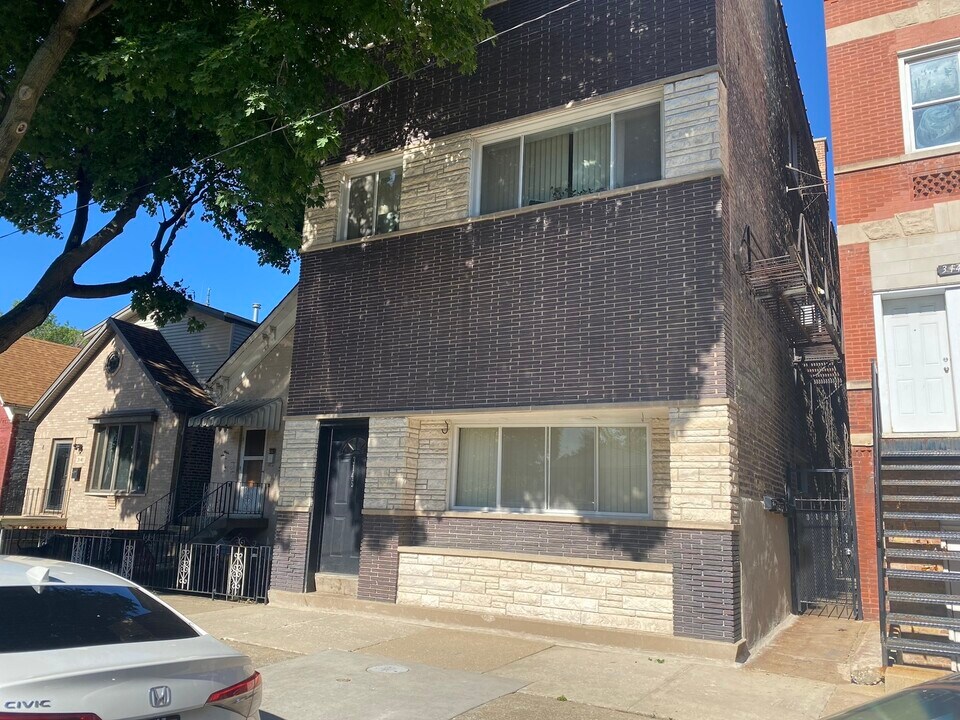 3145 S May St in Chicago, IL - Building Photo