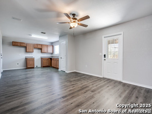 6034 Blossom Bend in San Antonio, TX - Building Photo - Building Photo