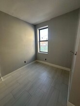 525 - Golden Crest 525 60th Street, LLC in West New York, NJ - Building Photo - Interior Photo